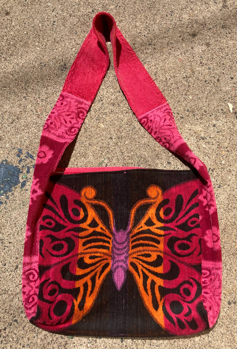 Upcycled, Vintage Towel Beach Bag - Designed by CFLO – Center For Lost  Objects